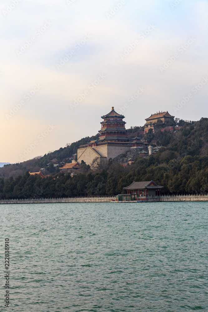 Obraz premium Temples at the Summer Palace