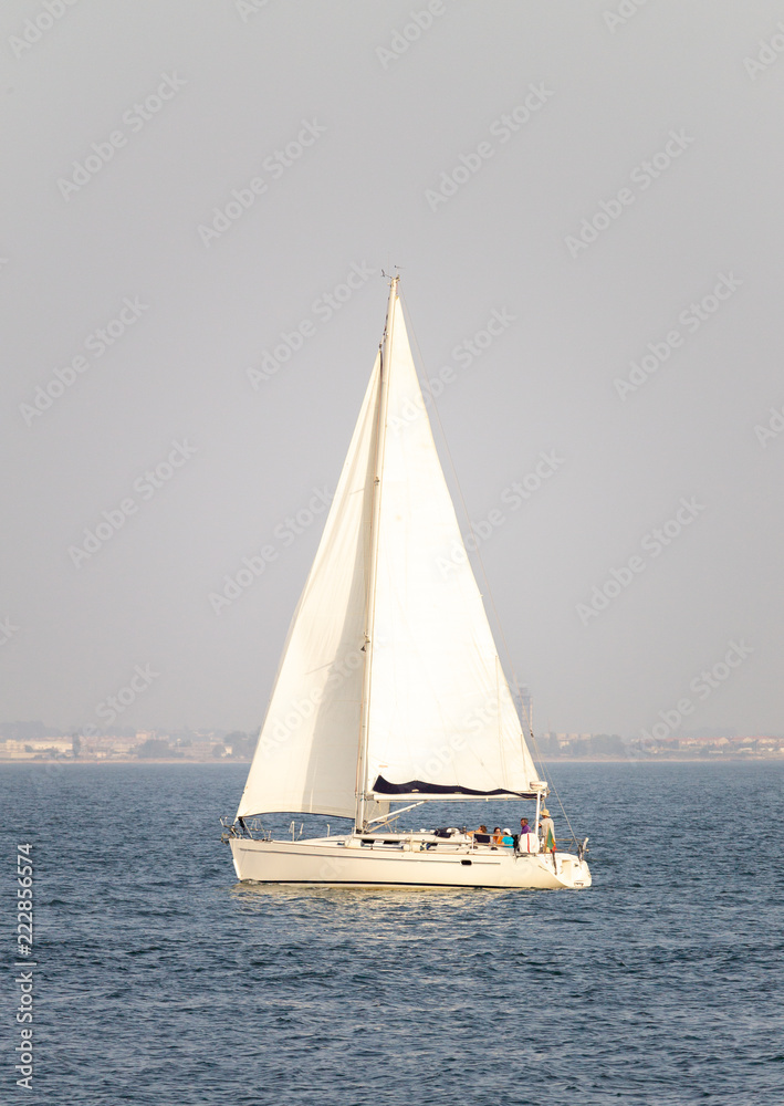 Obraz premium Sailboat in the River
