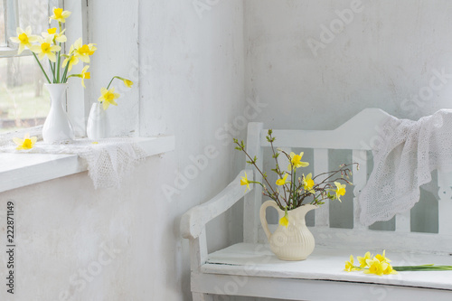 Fototapeta Naklejka Na Ścianę i Meble -  yellow spring flowers indoor