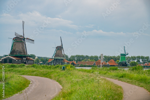 De Gekroonde Poelenburg, De Kat, Windmill De Zoeker windmill and Dutch houses photo