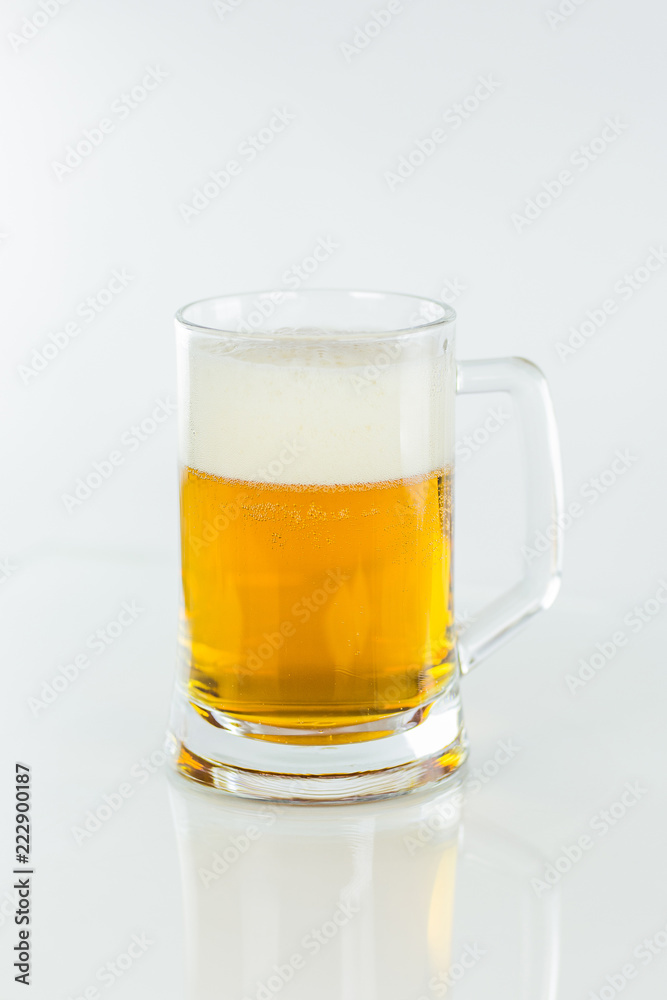 Beer with foam and bubbles Beer with foam and bubbles
