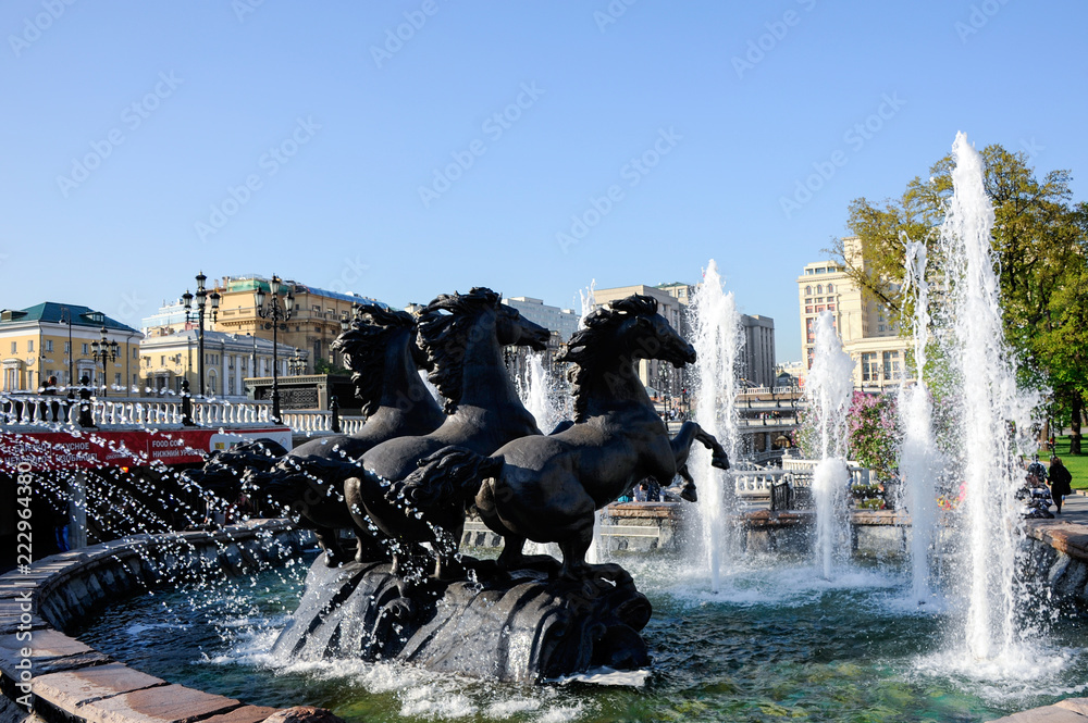 Cavalli nella fontana a Mosca