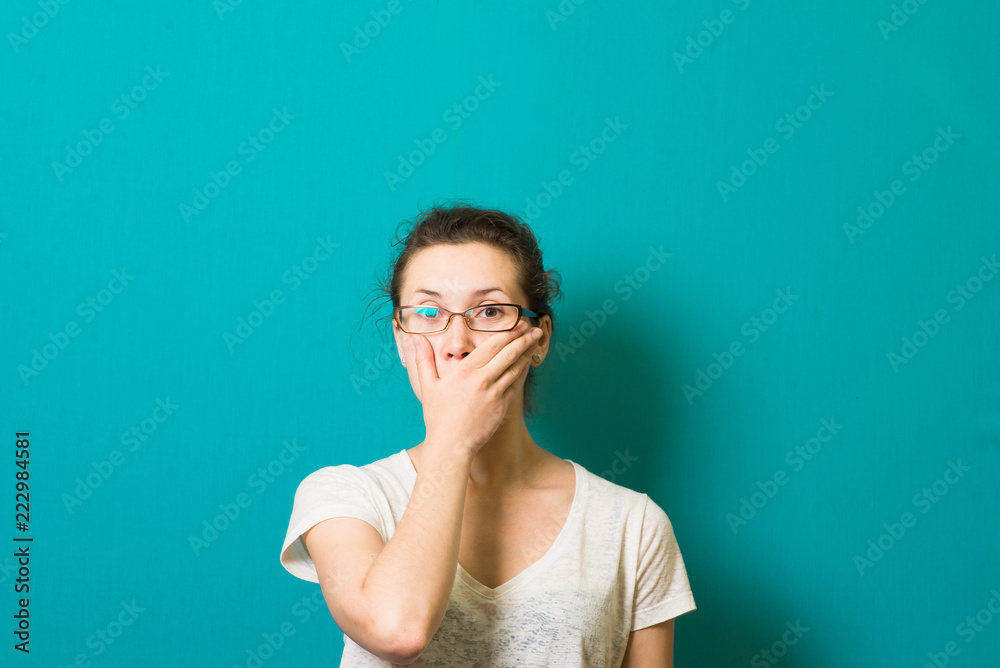 beautiful girl was shocked by what he saw beautiful girl was shocked by what he saw