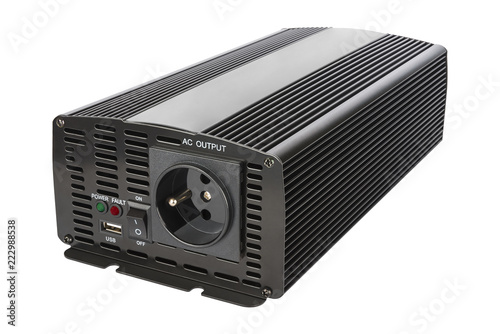 Isolated DC to AC power inverter for car and solar panel.