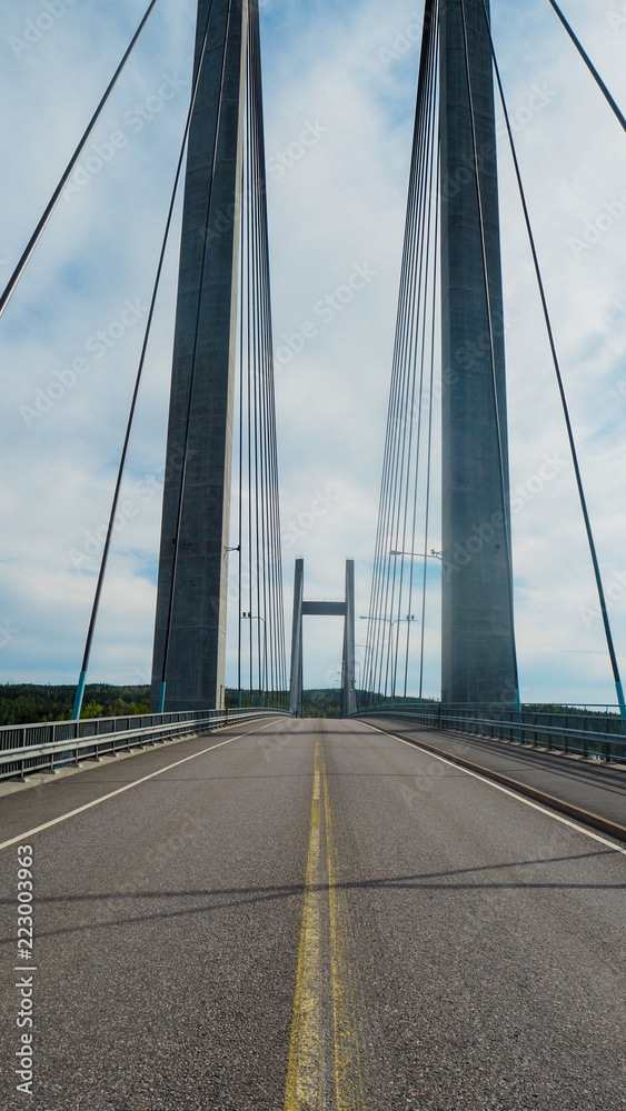 in the middle of kärkinen bridge in finland