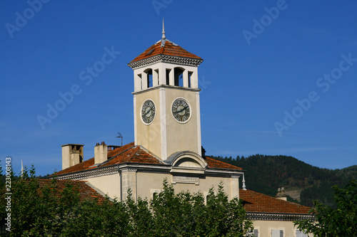 la mairie d'Alba-La-Romaine