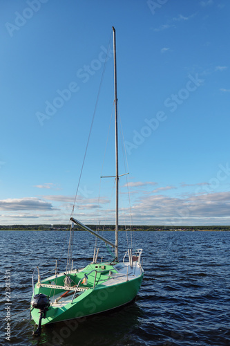 little sailing ship yacht on a sunny day © lenblr
