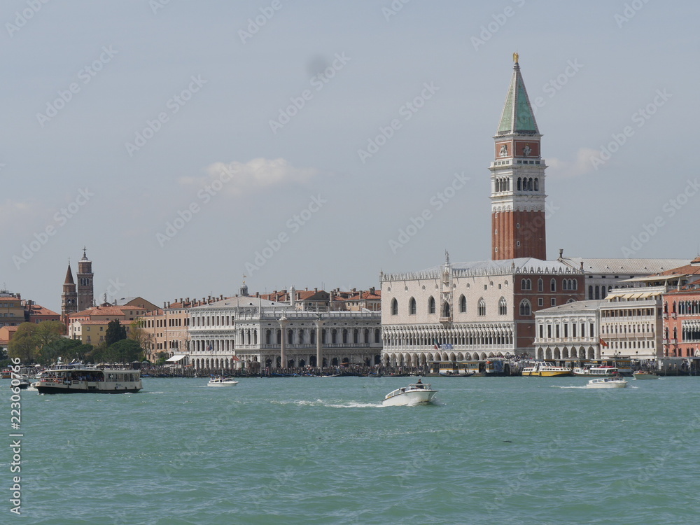 Venezia - panorama di piazza San Marco