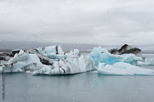 Jökulsárlón Gletscherlagune am Fuß des Vatnajökull, Island © tina7si