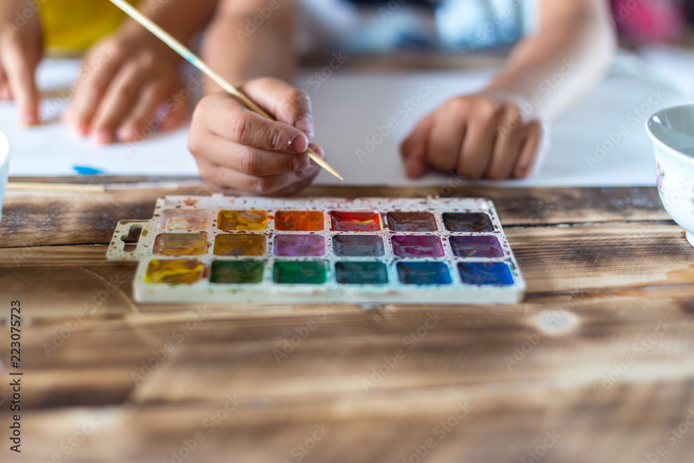 Obraz premium children draw and play