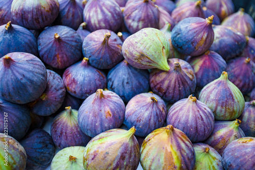fresh fruit figs background