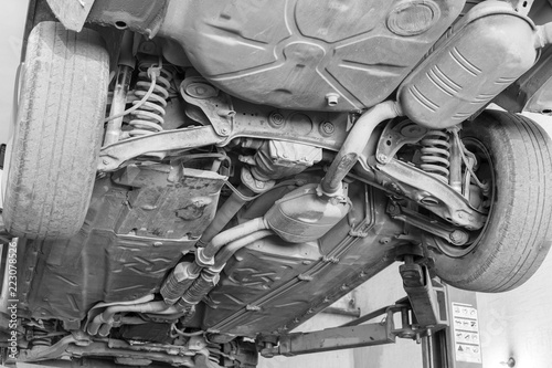 Fotografi car chassis repair