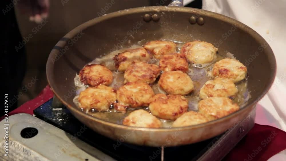 Frying Crab Cakes