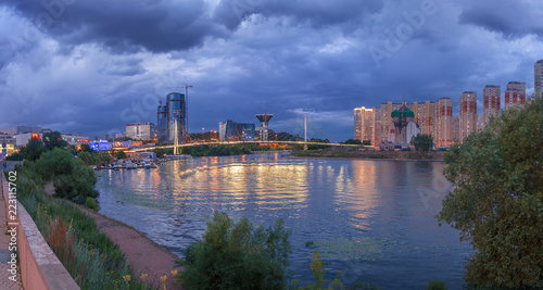 Moscow region. July 02, 2018. Panorama of the city before the rain. The embankment. Pavshinsky Bridge. Crocus City Exhibition Complex and the Government House