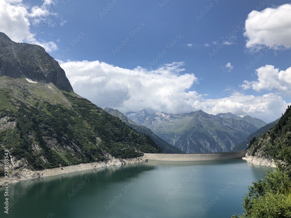 Staudamm, Stausee, Staumauer, Zillergründl im Zillertal, Tirol, Österreich