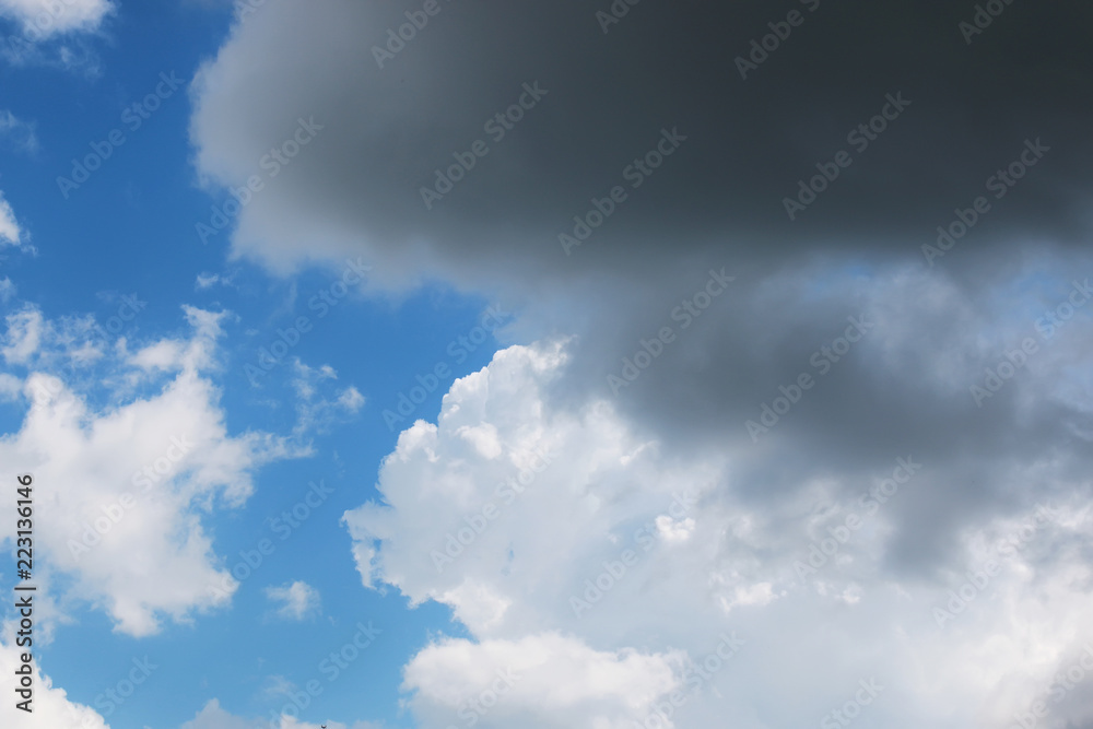 Obraz premium cloud background blue sky