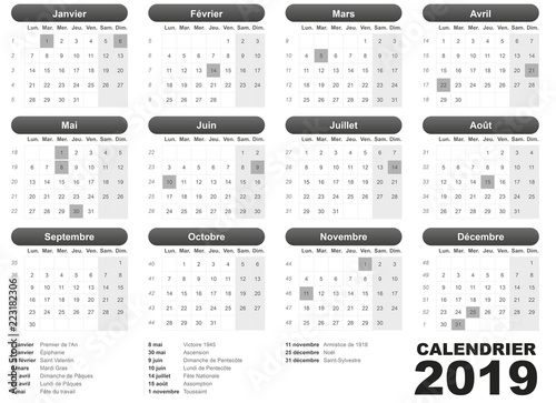 calendrier français 2019 jours fériés noir simple