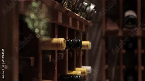 Wine cellar stacks dynamic