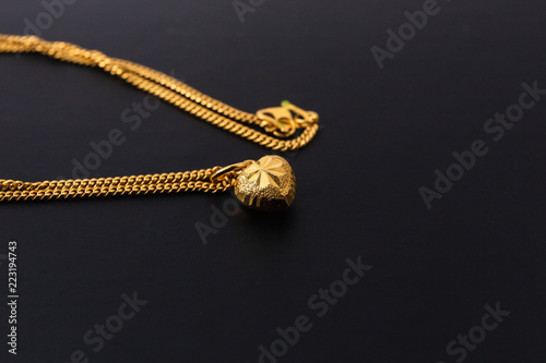 Gold Jewelry Ring and Necklace
