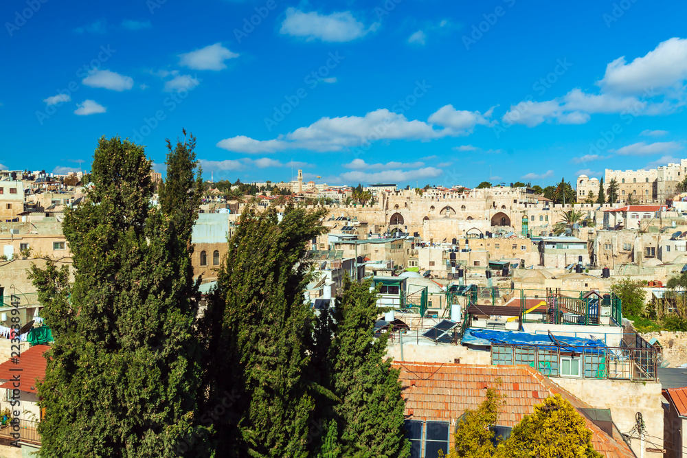 Obraz premium Roofs of Old City with ancient wall gates, Jerusalem