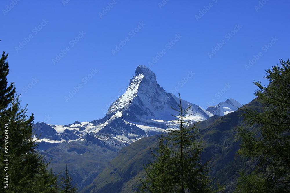 Matterhorn in den schweizer Alpen Matterhorn in den schweizer Alpen