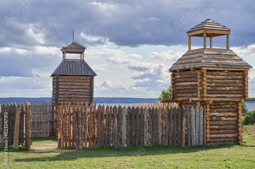 Φωτογραφία Wooden fortifications of the early middle ages. Reconstruction