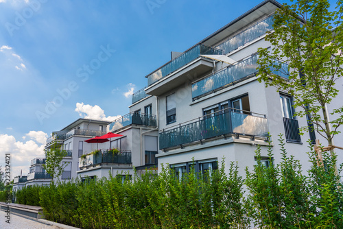 Mehrfamilienhaus-Eigentumswohnung-Immobilie