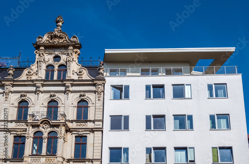 Altbau und Neubau photo