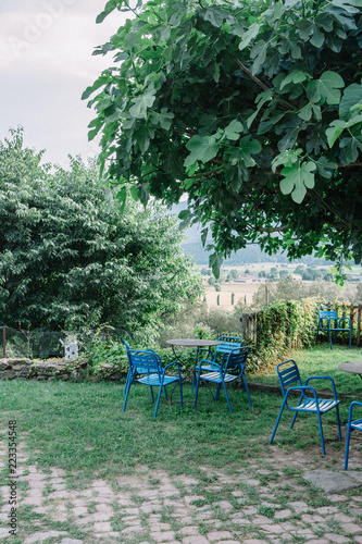 mobilier de jardin sour le figuier