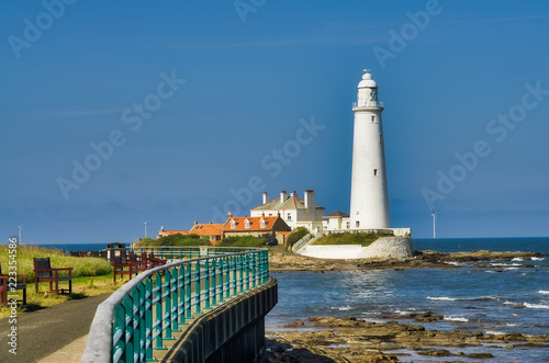 Φωτογραφία A view of St Mary's Lighthouse, Whitley Bay, Tyne and Wear
