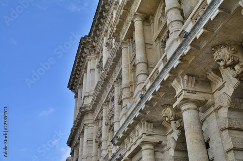 Antico palazzo storico di Roma