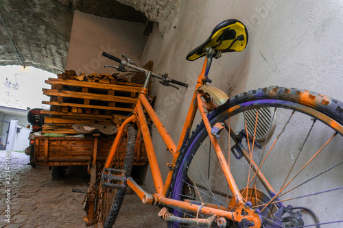 orangenes Fahrrad