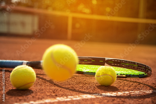 Tennis spielen