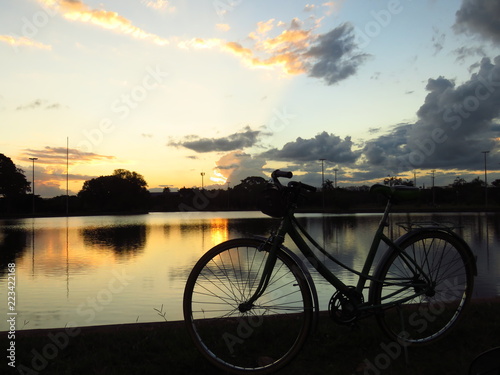bicycle silouet © ADA