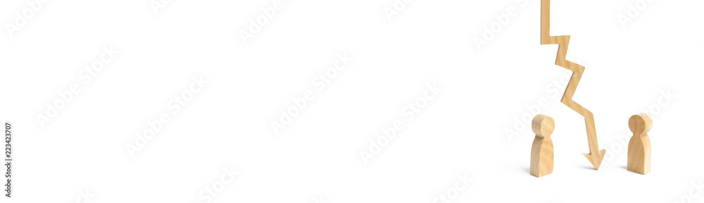 Obraz premium Termination and breakdown of relations, breaking ties. Contract break, conflict of interests. Negotiations of businessmen. A wooden chart arrow down divides the two people discussing the case. banner