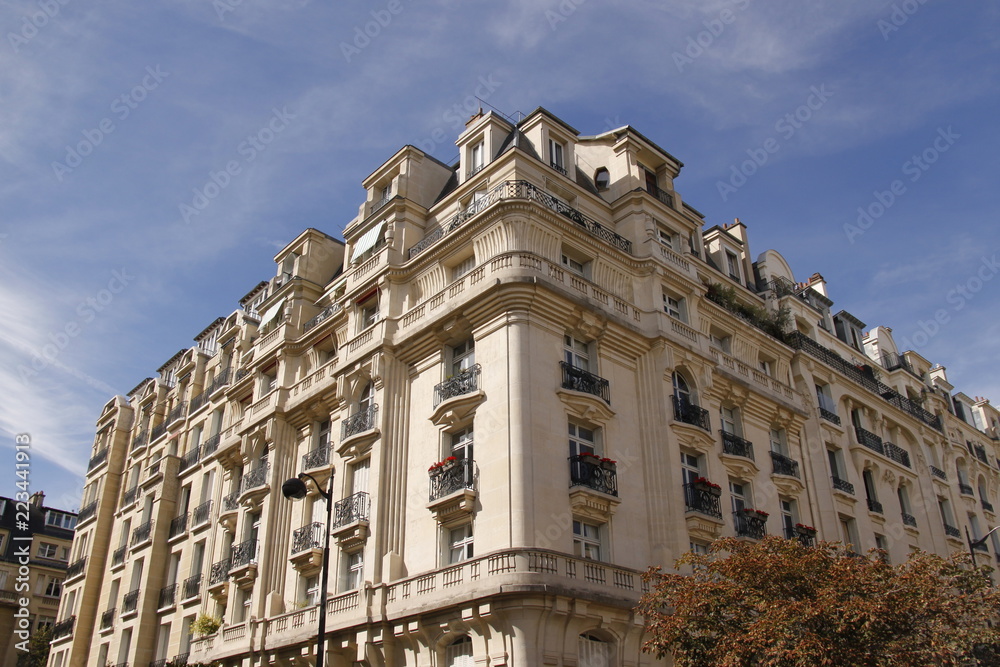 Immeuble ancien du quartier des Champs Elysées à Paris