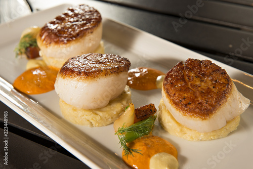 Canvas Print Pan Seared Diver Scallops