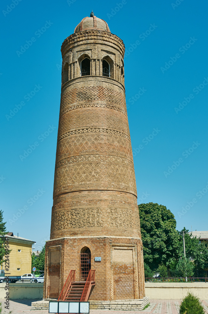 Fototapeta premium Uzgen Minaret
