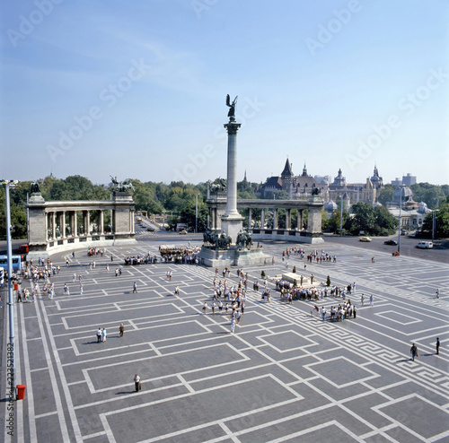 General view of Heroes' Square photo