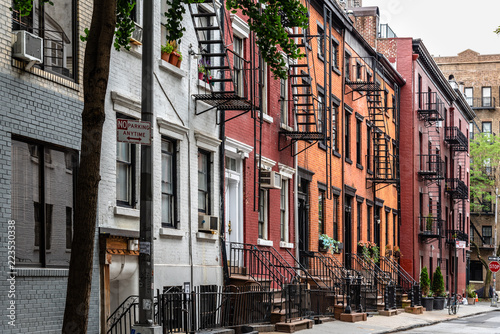 Picturesque street view in Greenwich Village, New York © jjfarq