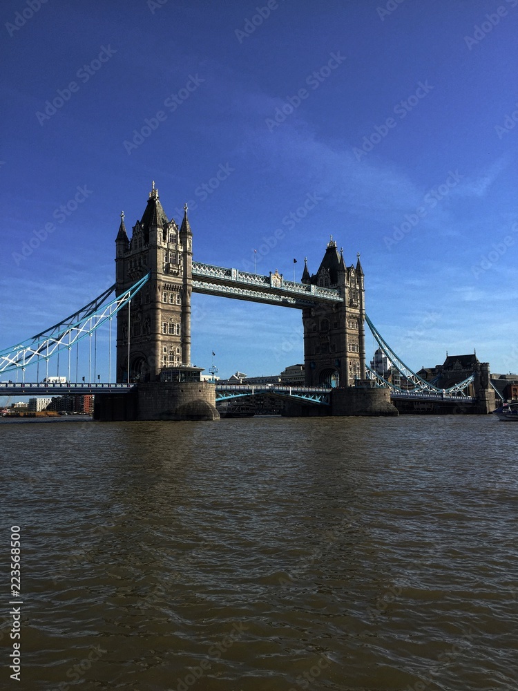 Obraz premium tower bridge in london