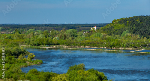 view of the Vistula from the castle in Kazimierz Dolny © Krzysztof Tabor