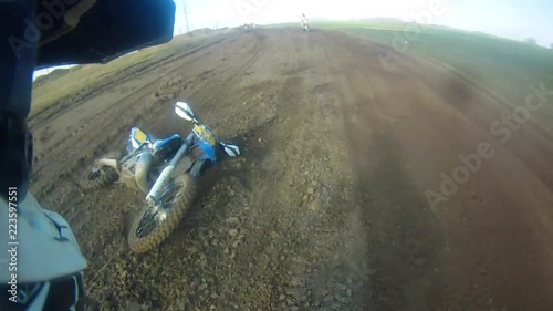 Highsider auf Motocrossstrecke