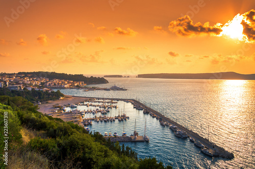 Fototapeta Naklejka Na Ścianę i Meble -  View of the picturesque coastal town of Pylos, Peloponnese, Greece.