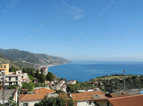 Küste bei Taormina, Sizilien © Fotolyse