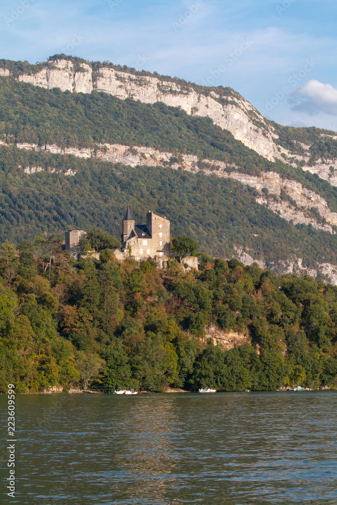 Chateau de Bourdeau, Lac du Bourget
