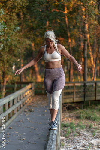 Women Working Out being Healthy in Nature © Kirk Love