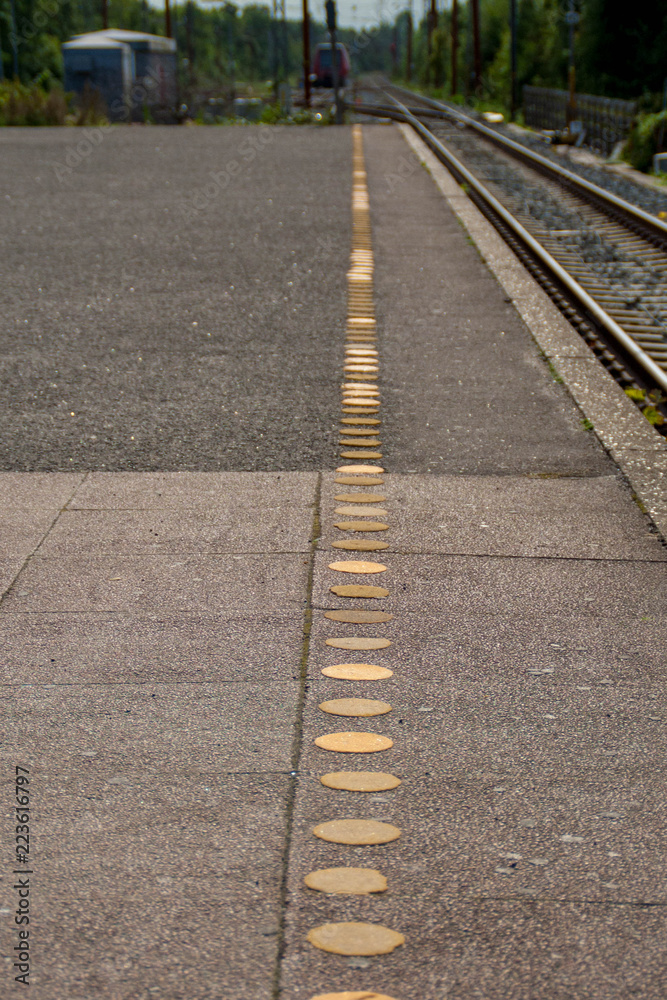 Railroad platform