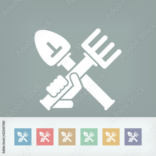 Shovel and rake icon