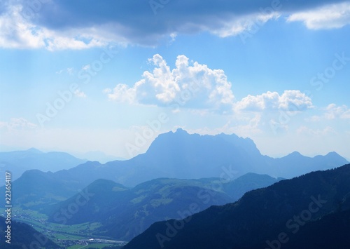 Fototapeta Naklejka Na Ścianę i Meble -  Himmel Wolken Berge